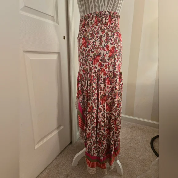 Anthropologie Red and Pink Floral Skirt - Picture 4 of 7